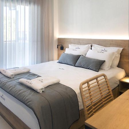 Araliki Suites โปไลโครโน ภายนอก รูปภาพ