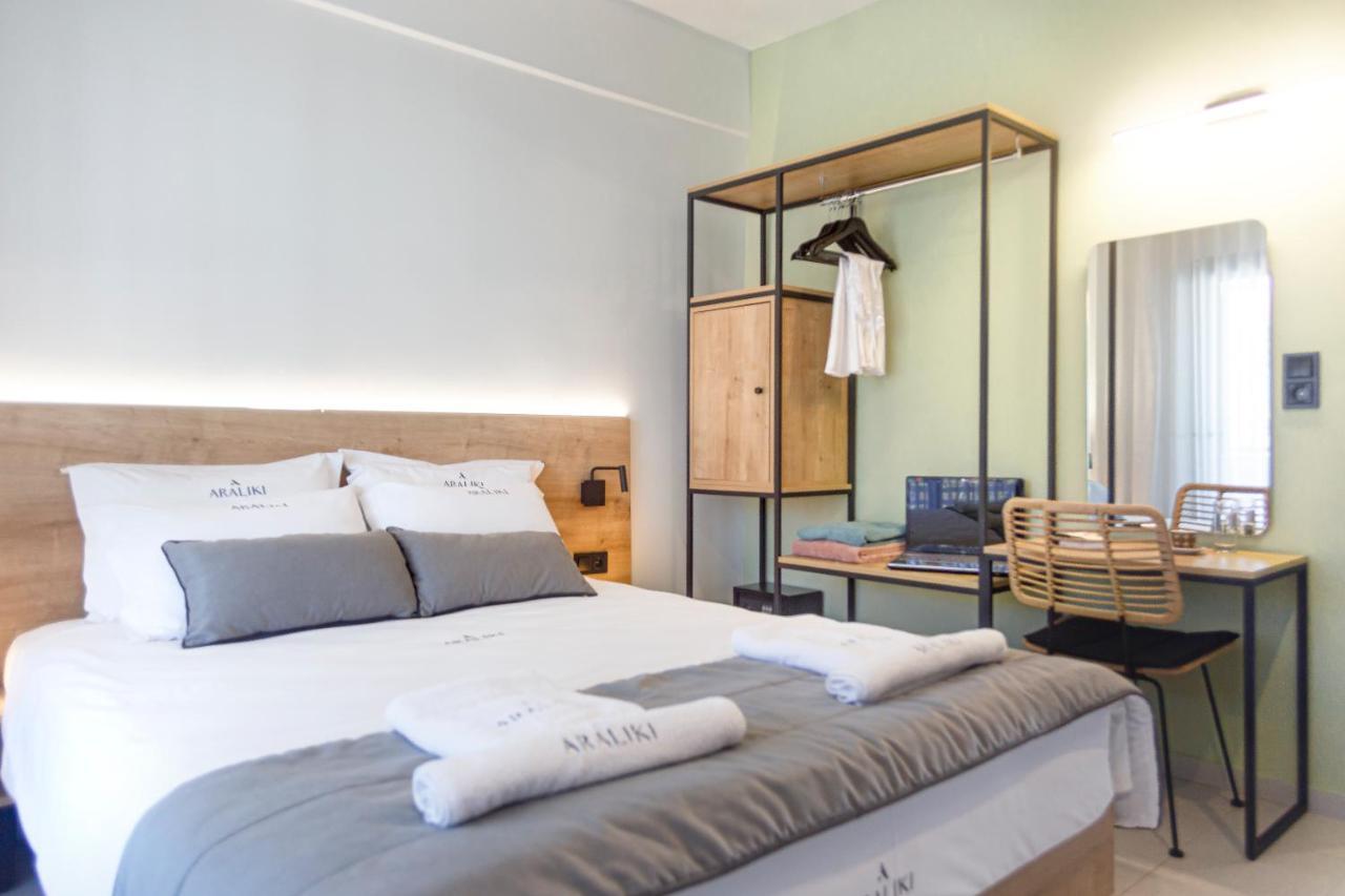 Araliki Suites โปไลโครโน ภายนอก รูปภาพ